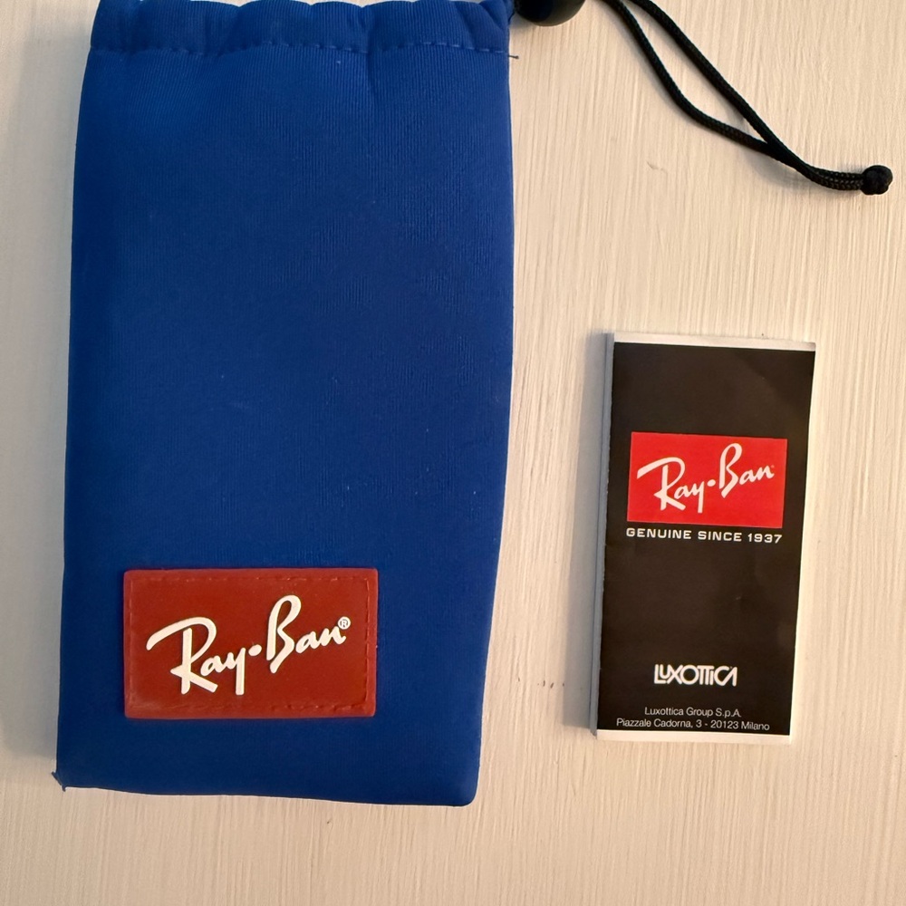 Ray-Ban Junior Wayfarer Black Frame Sunglasses - Picture 6 of 7